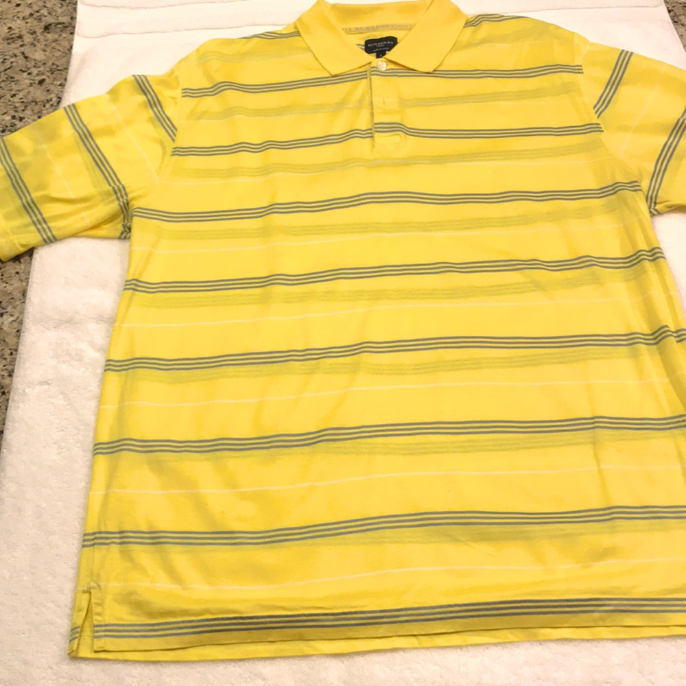 Burberry light weight golf polo